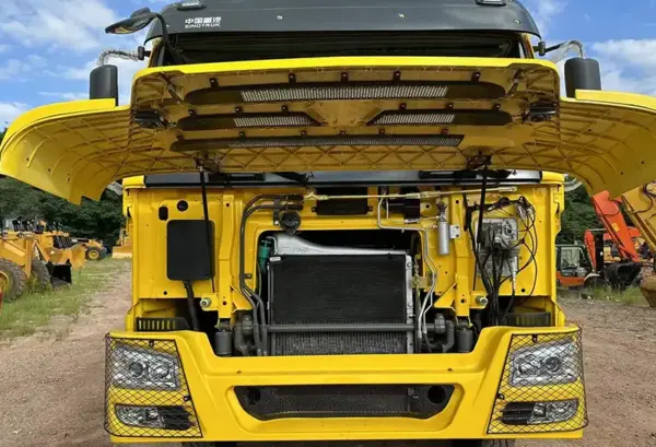 Sinotruk Howo 6x6 dump truck