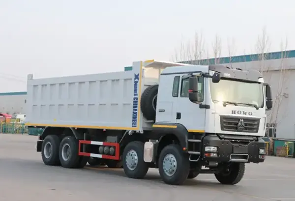 Sinotruk howo 8x4 dump truck